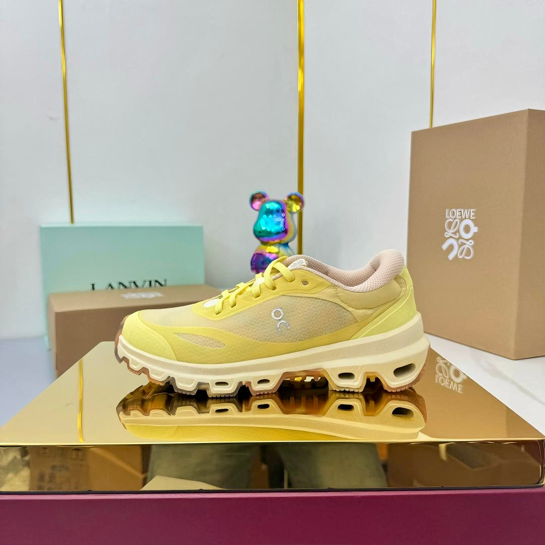 Loewe 26s Cloudsolo Sneakers Light Yellow Mesh