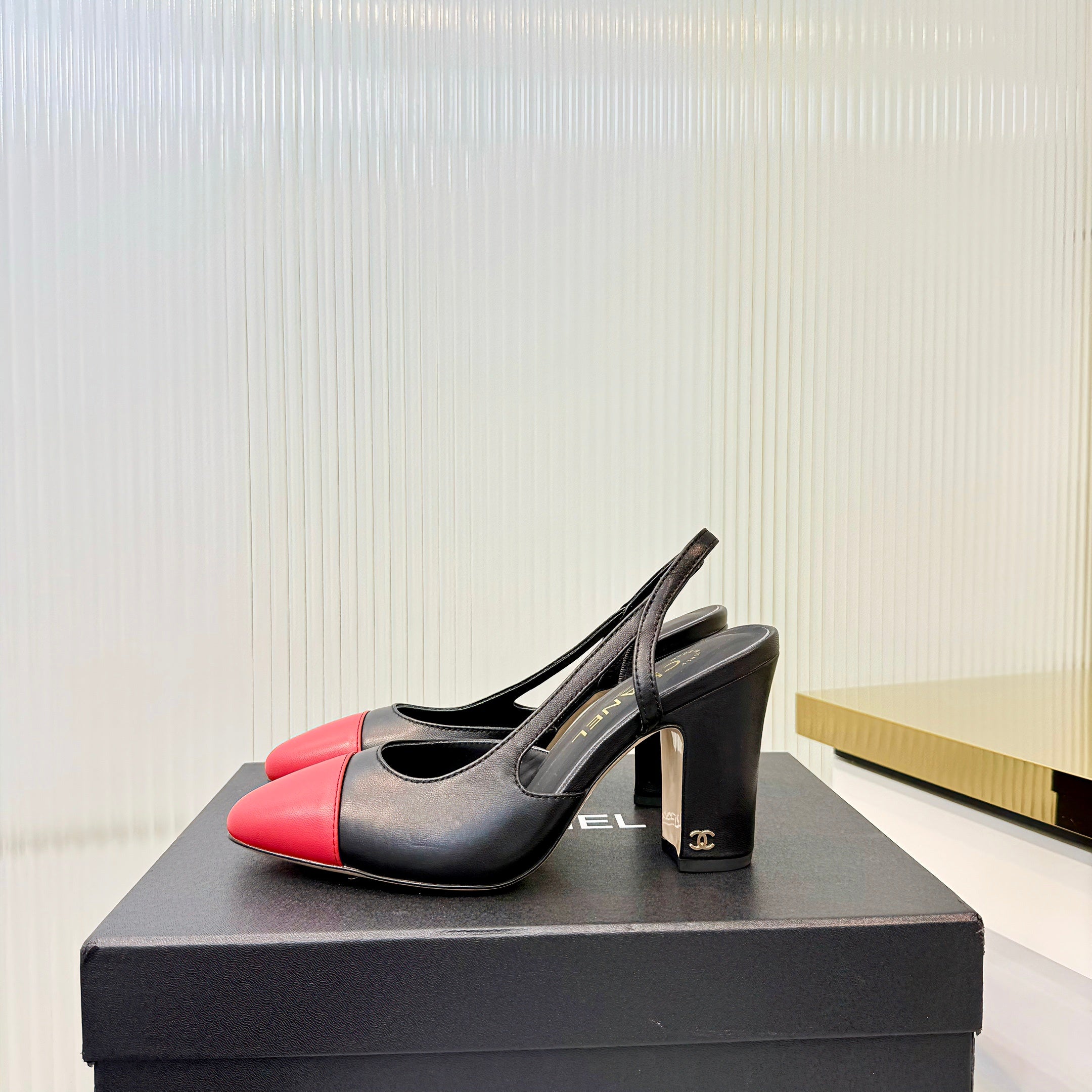 CC 26 Slingback High Heel 9cm Red Black Lambskin 714018