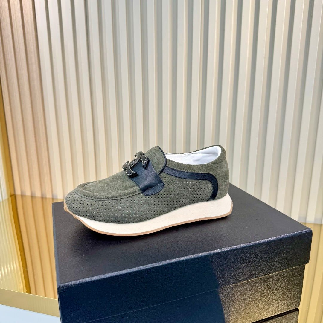 CC 26s Casual Sneakers Olive Suede 927081