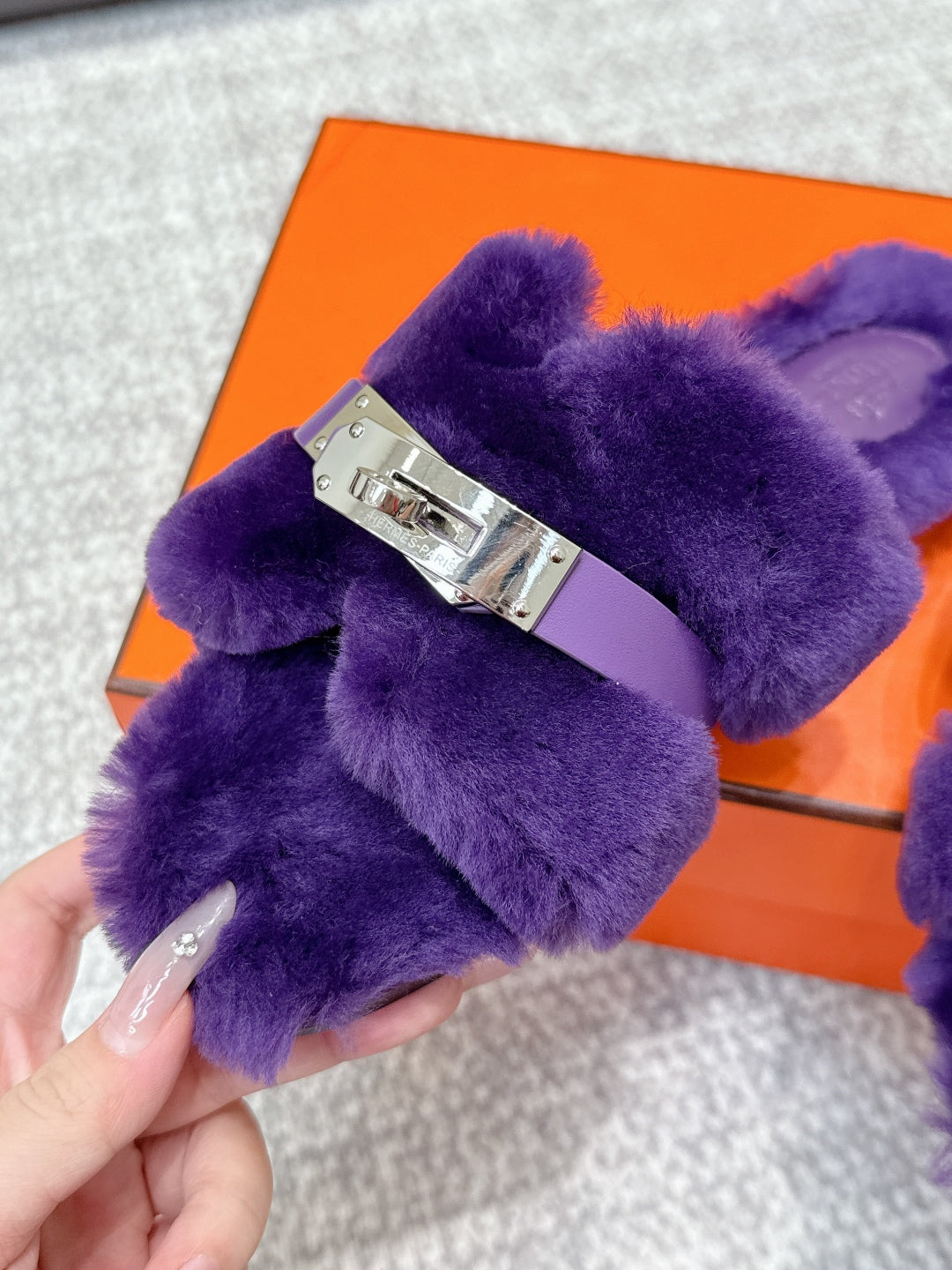 HM 25s H Shaped Slipper with Buckle Purple Shearling 462191