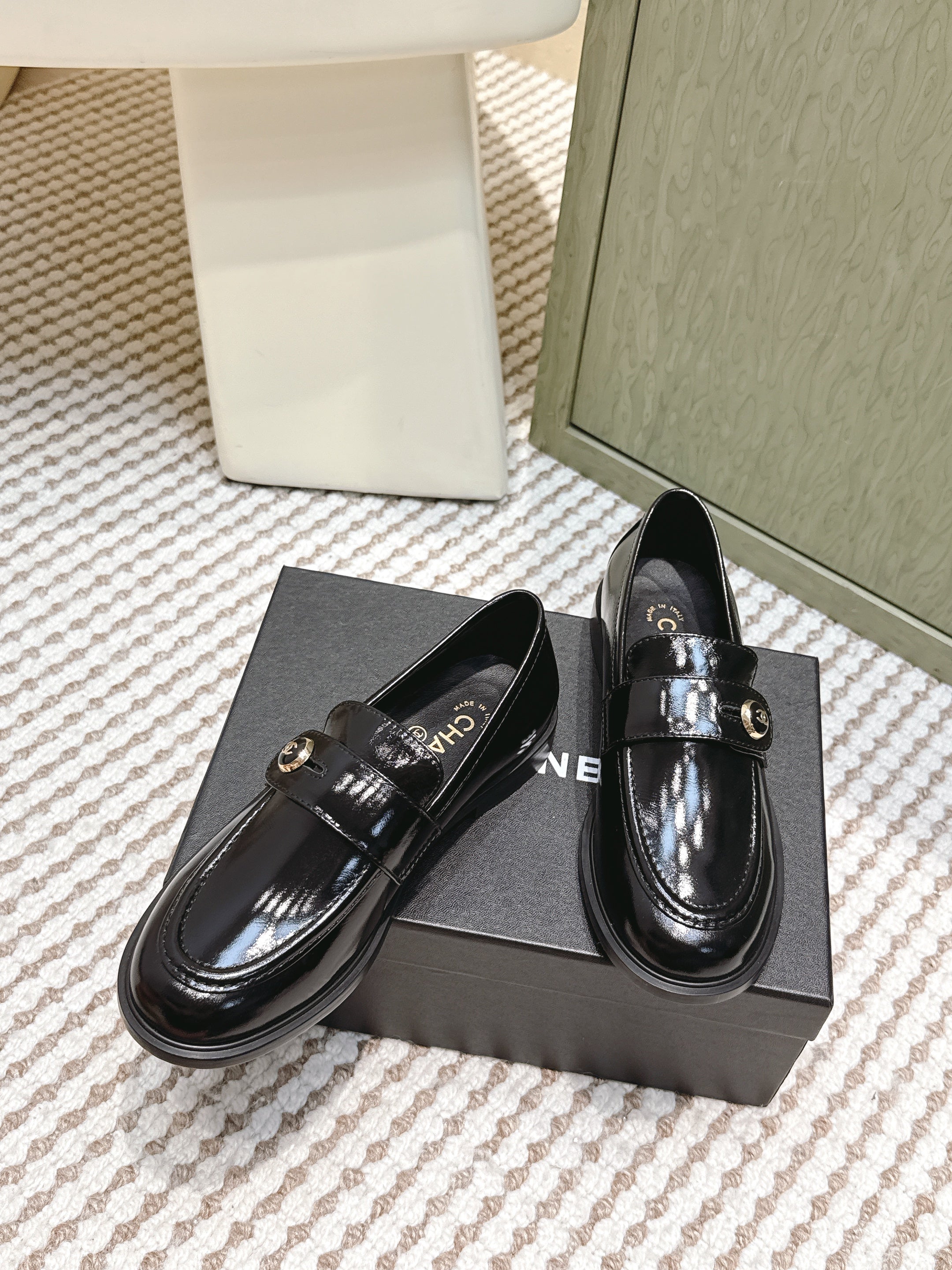 CC 26SS Loafers 3cm Black Patent Leather 653491