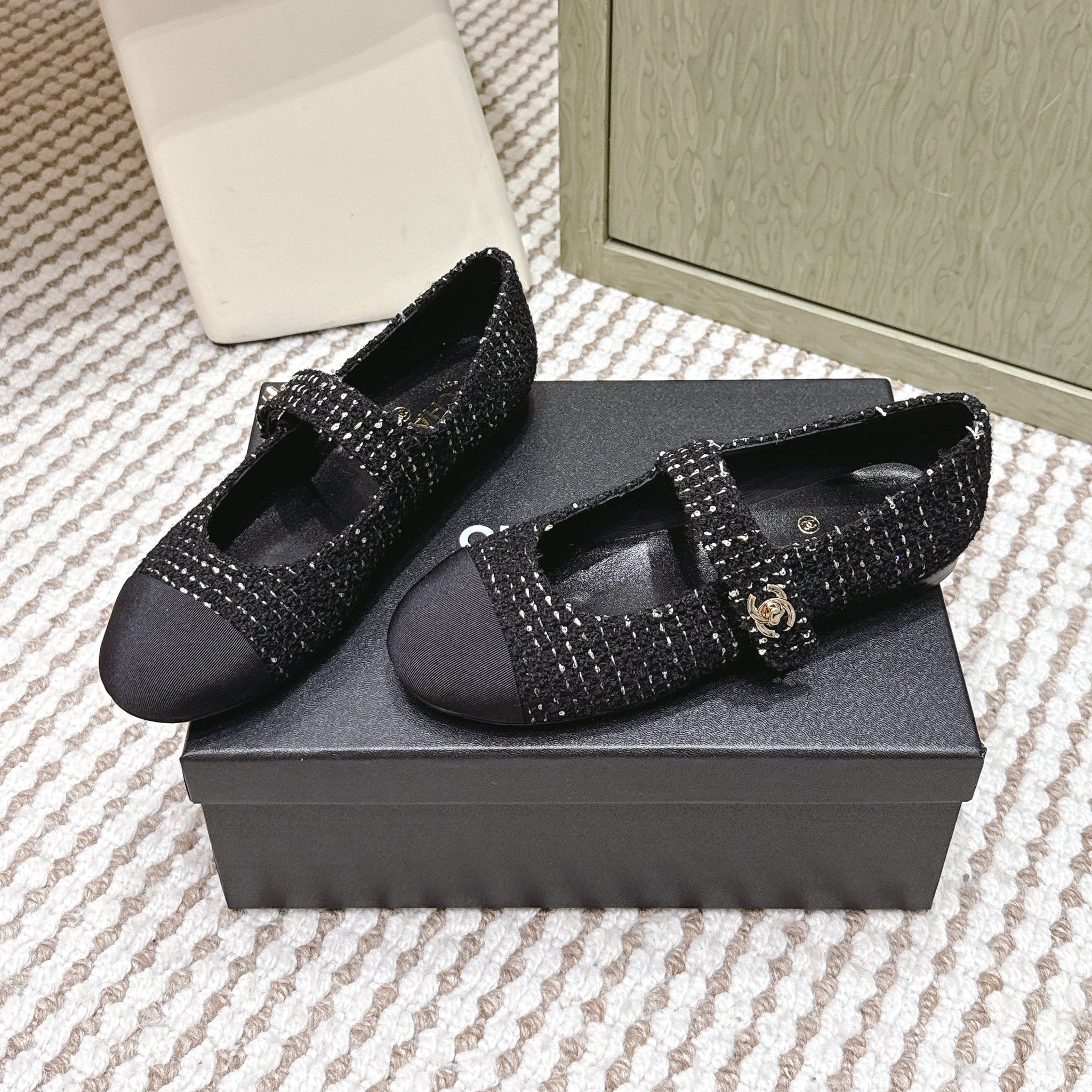 Chanel 25s Mary Jane Flat In Black Tweed With Cap Toe Gold Hardware