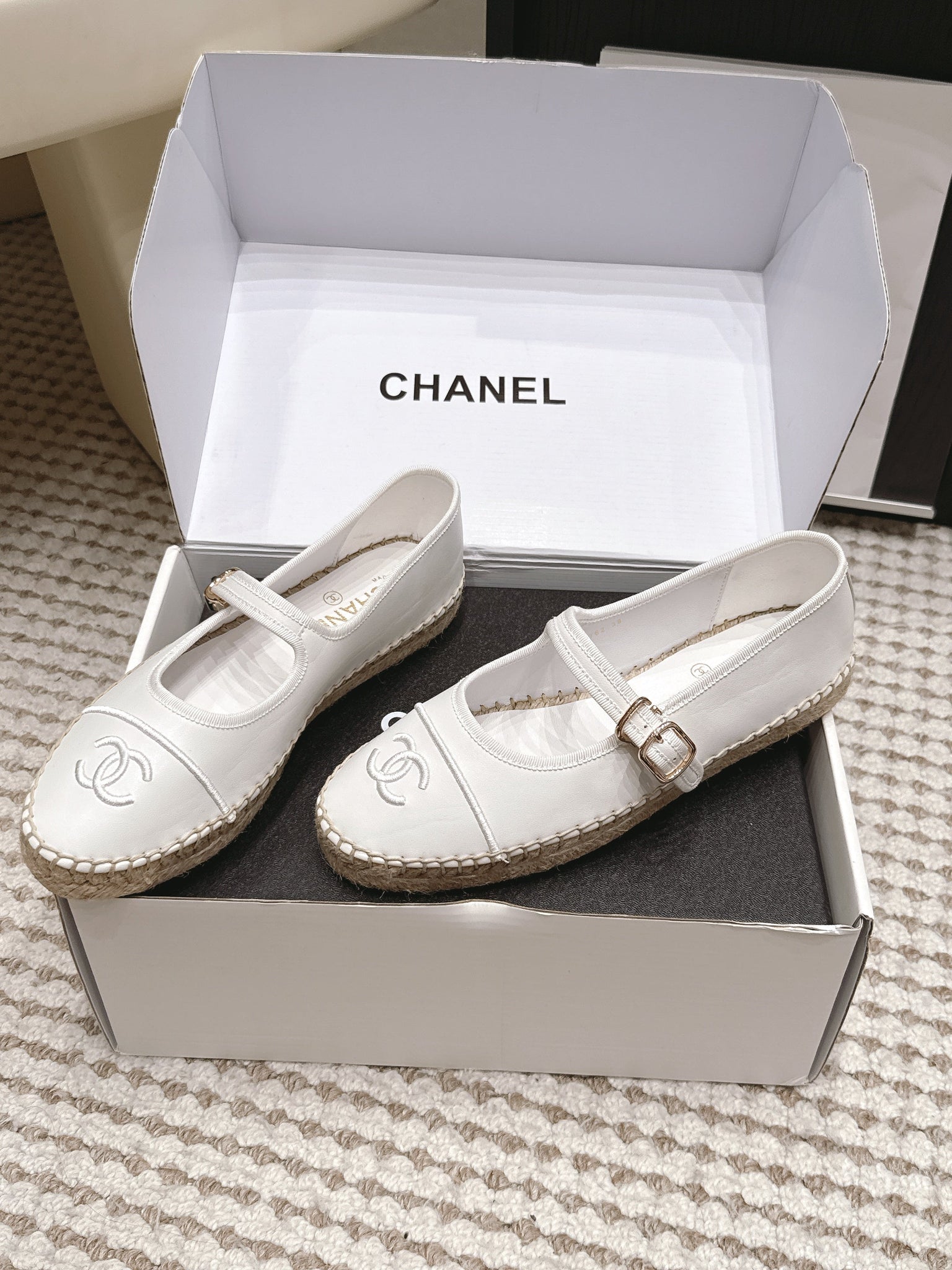 Chanel 26S Mary Jane Flats In White Lambskin Espadrille Sole