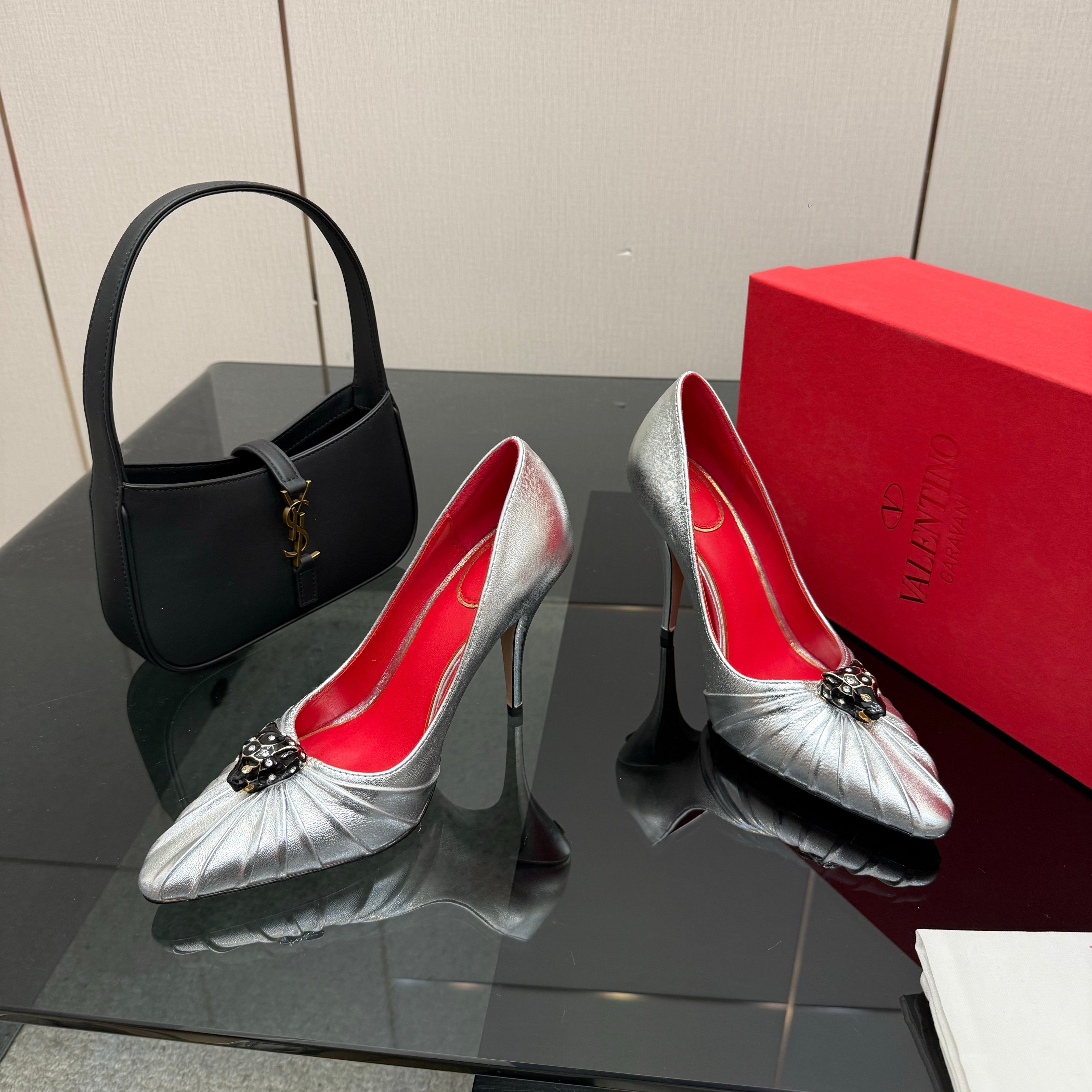 VT Panthea Pumps 105Mm Metallic Silver Goatskin 630180