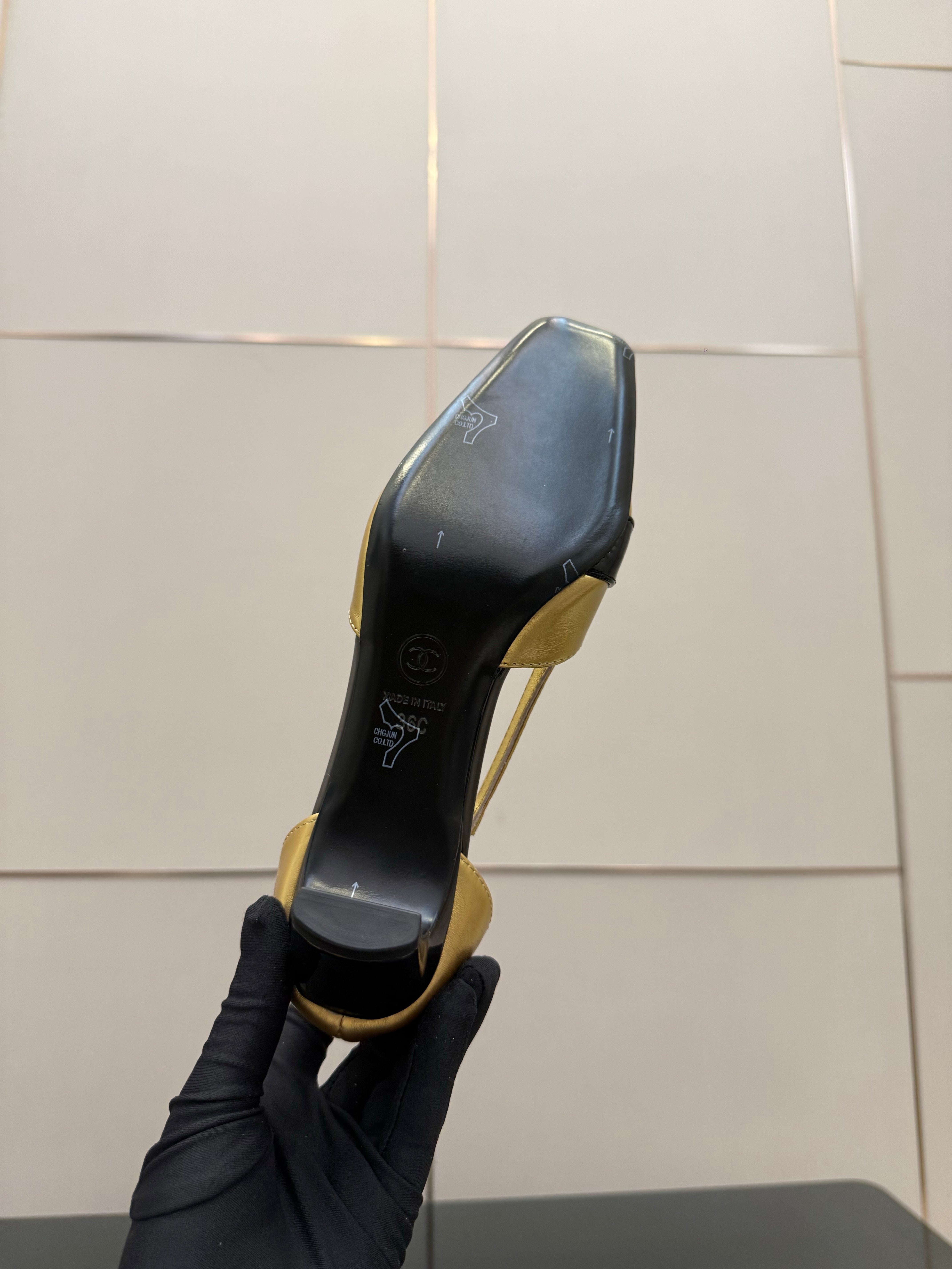 CC 26P Slingback 5cm Gold Black Patent Leather 791612