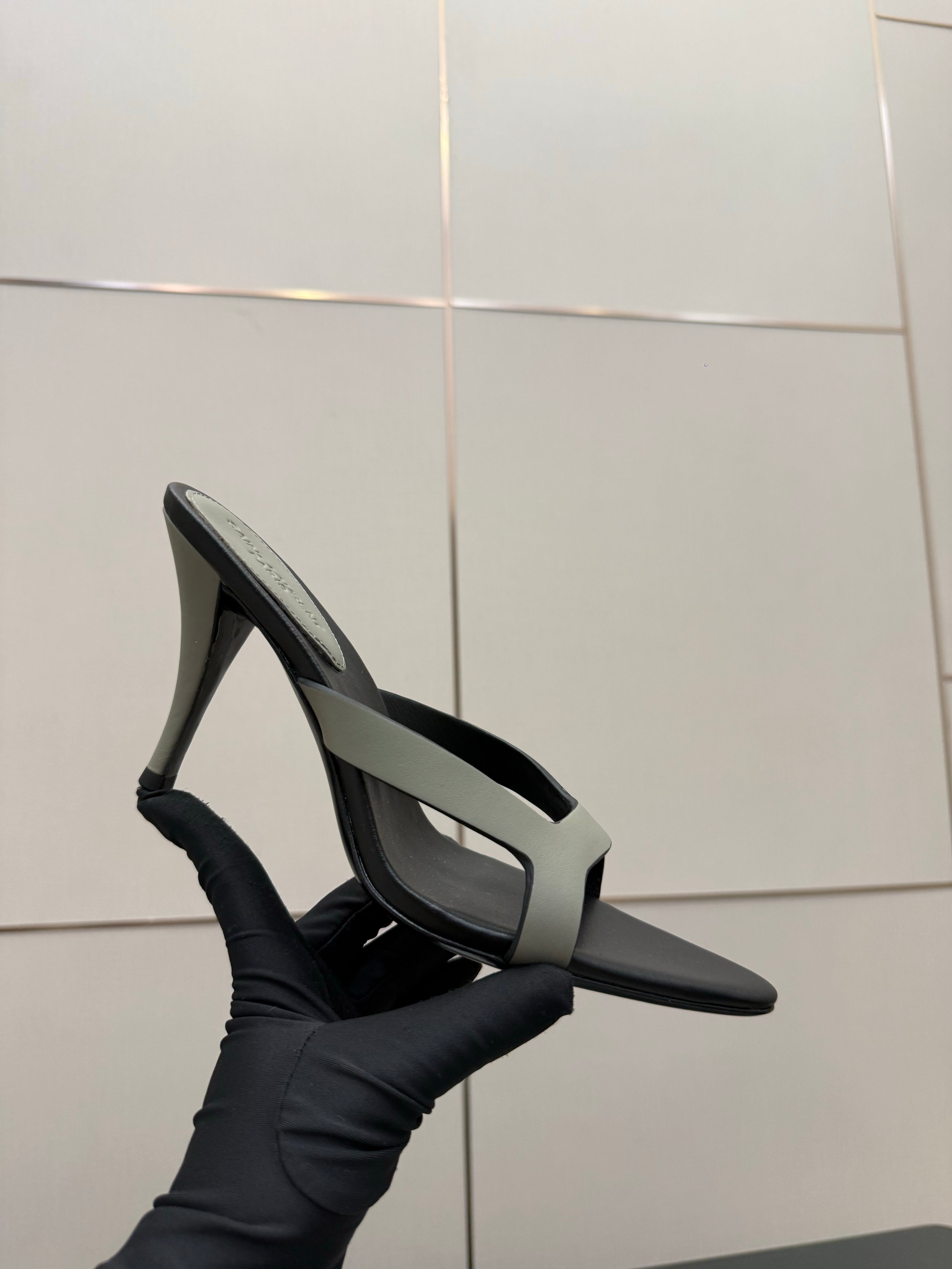 YSL Sandal 9cm Black Grey Cowhide 828248