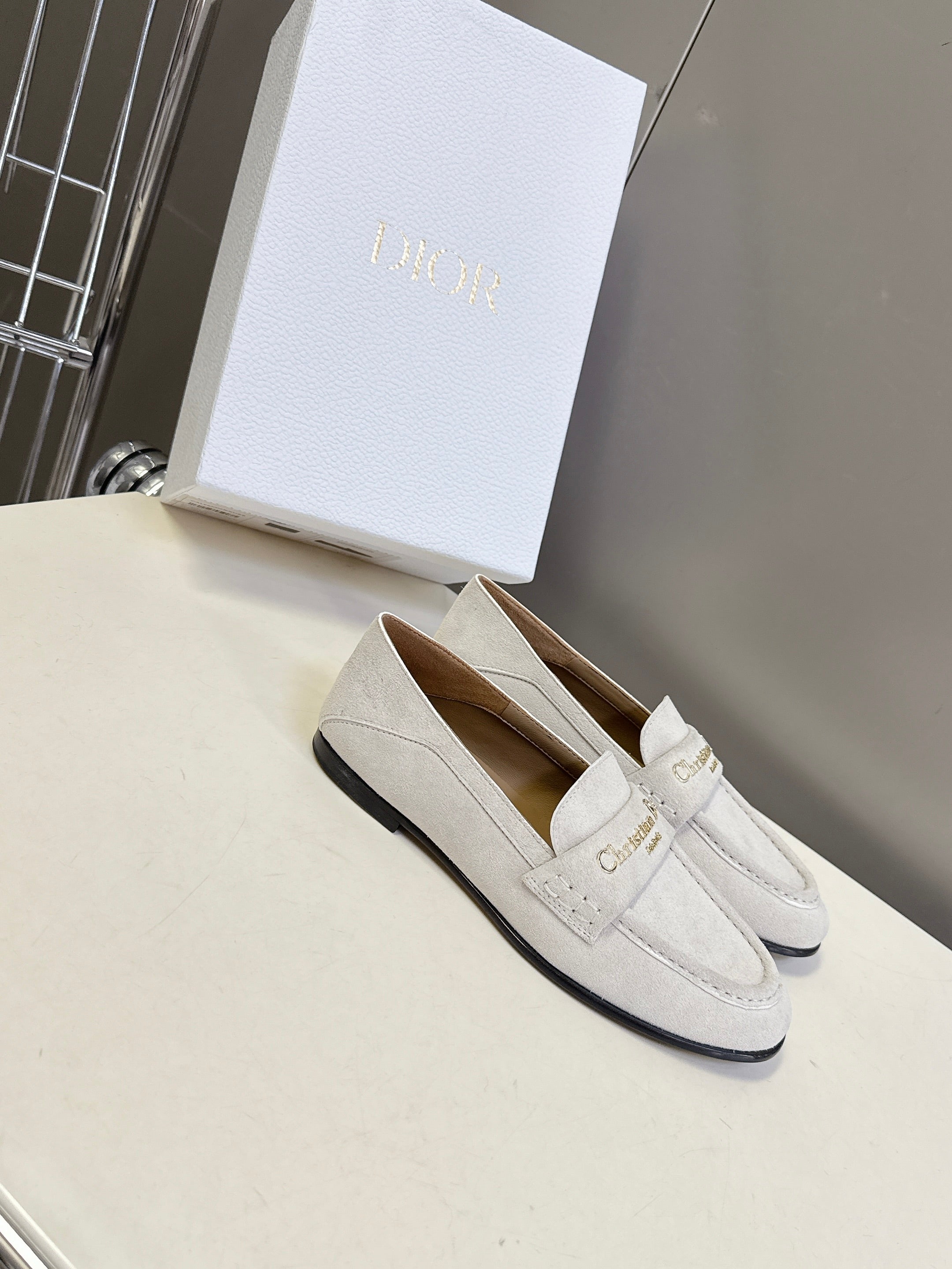 CD Boy Loafer Rope 5m Light Grayish Suede Calfskin 492540