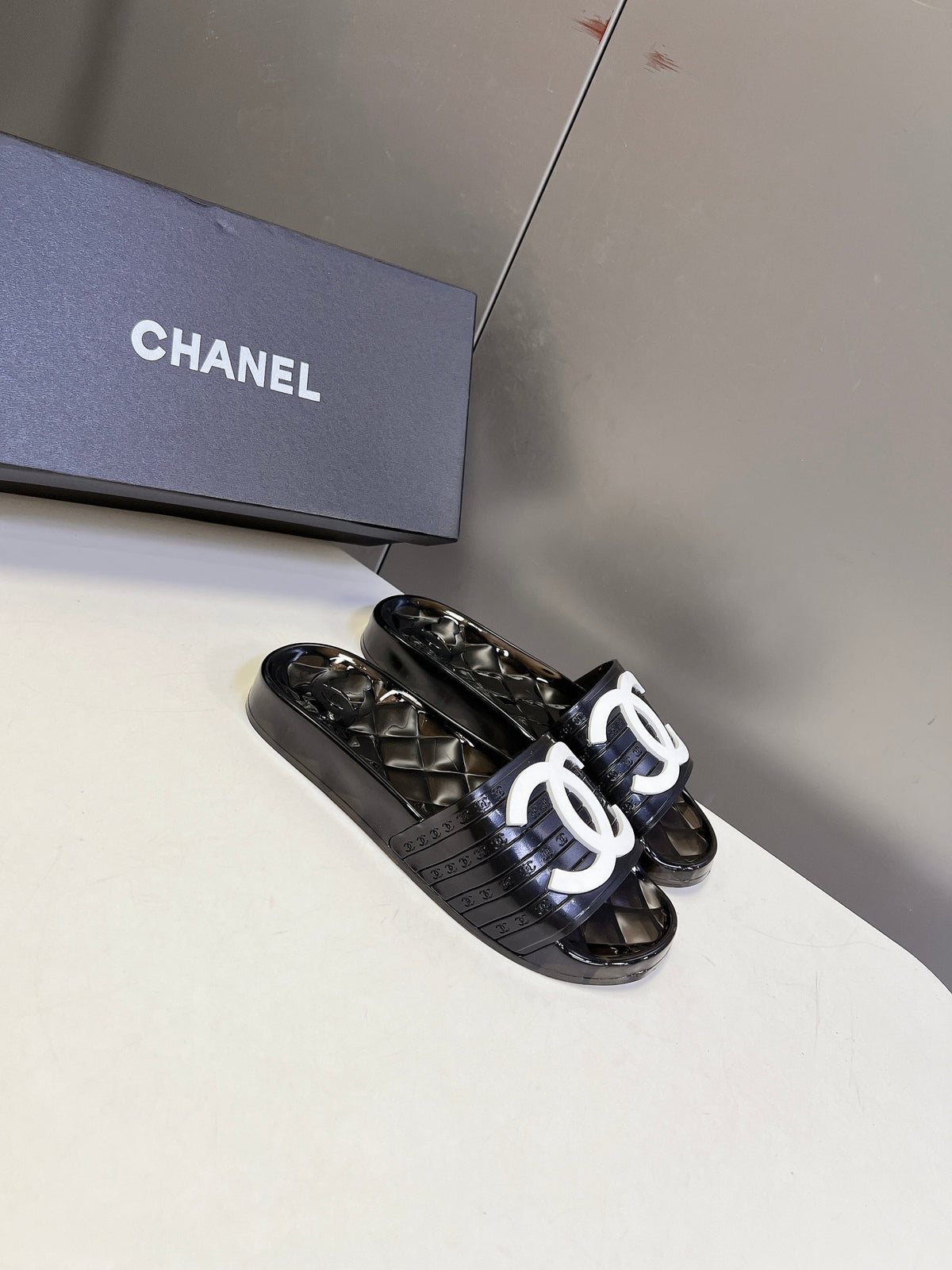 CC 26s Flat Slide Sandals Black PVC Transparent 947931