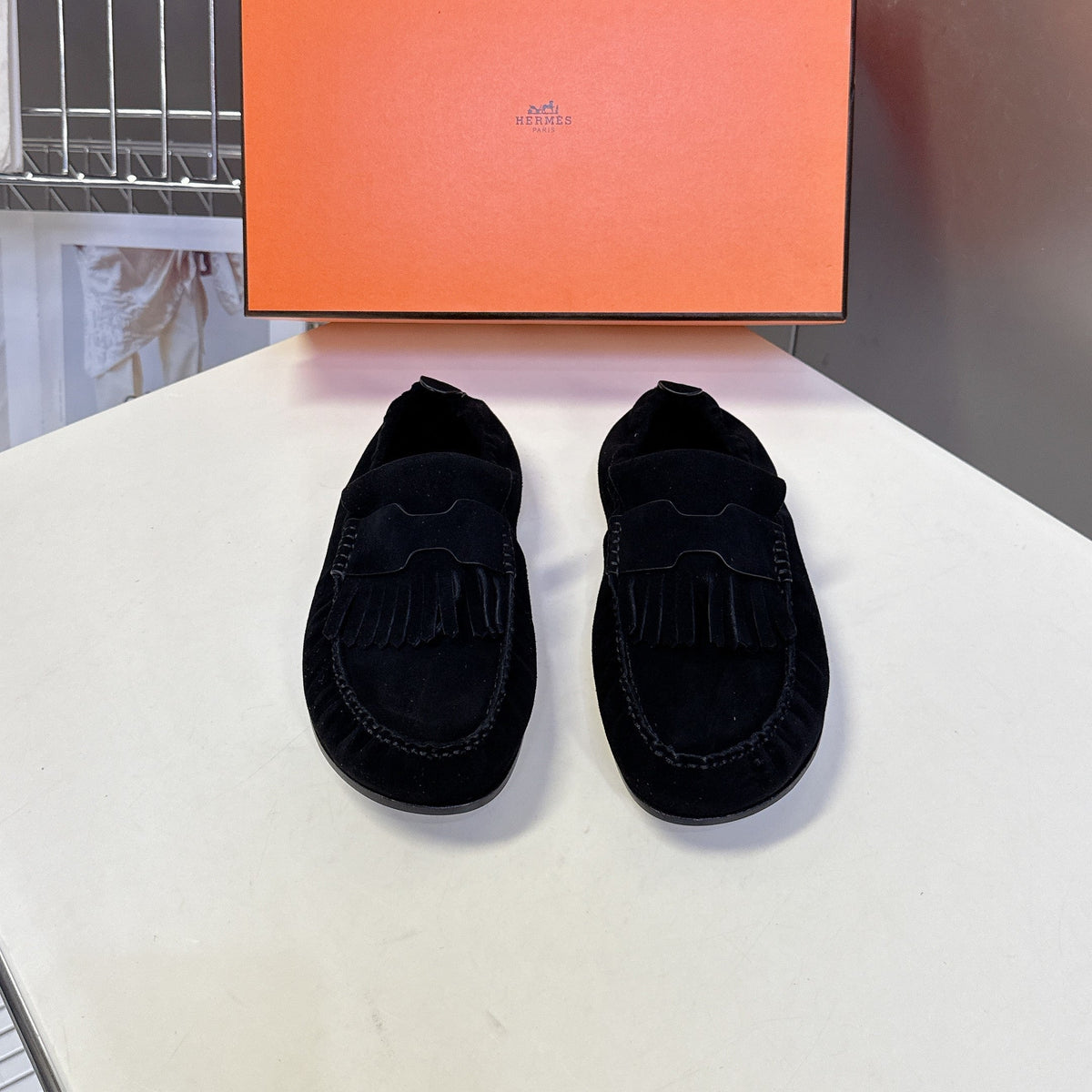 HM 26S Nod Loafers 1.5cm Black Suede 113812