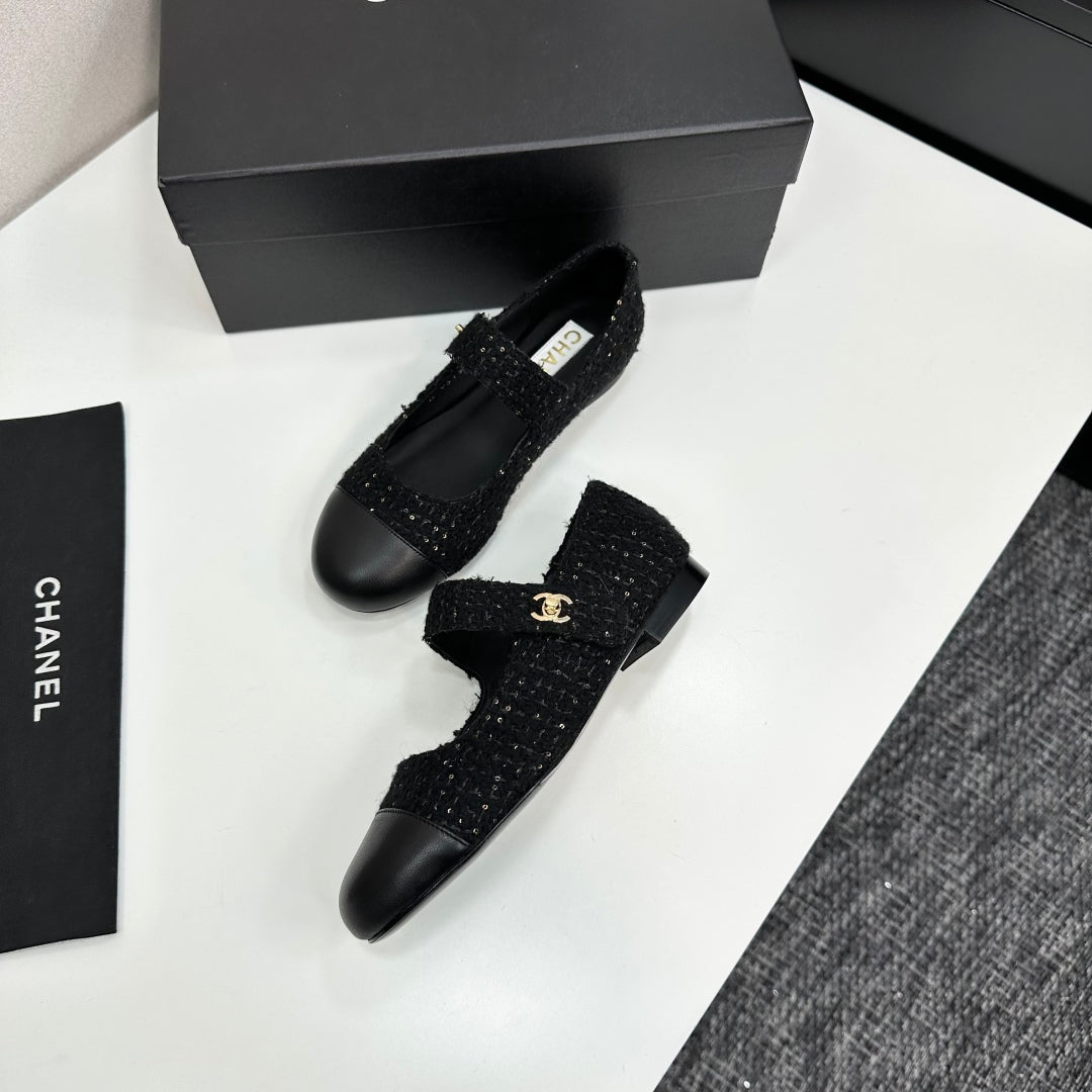 CC25 Mary Janes Black Tweed And Cowhide 352507