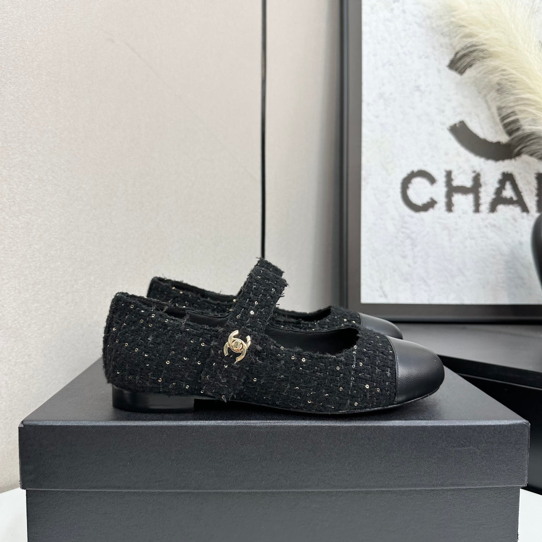 CC25 Mary Janes Black Tweed And Cowhide 352507