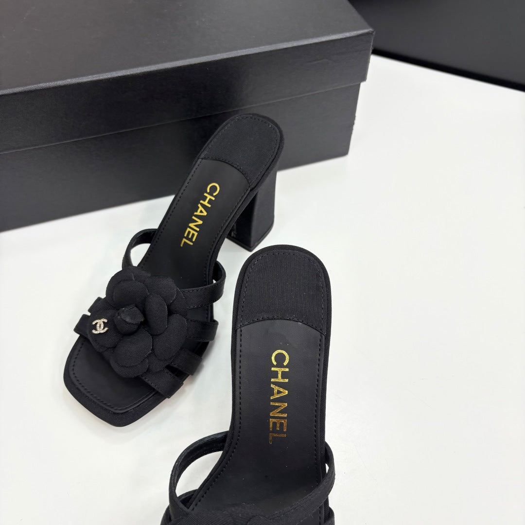 CC 25 Camellia Open Heel Mule Sandals 90mm Black Sheepskin And Fabric 368841