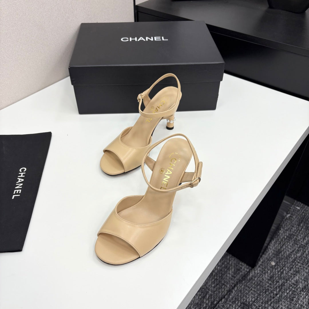 CC 25 Heel Sandals 80mm Beige Lambskin 368821