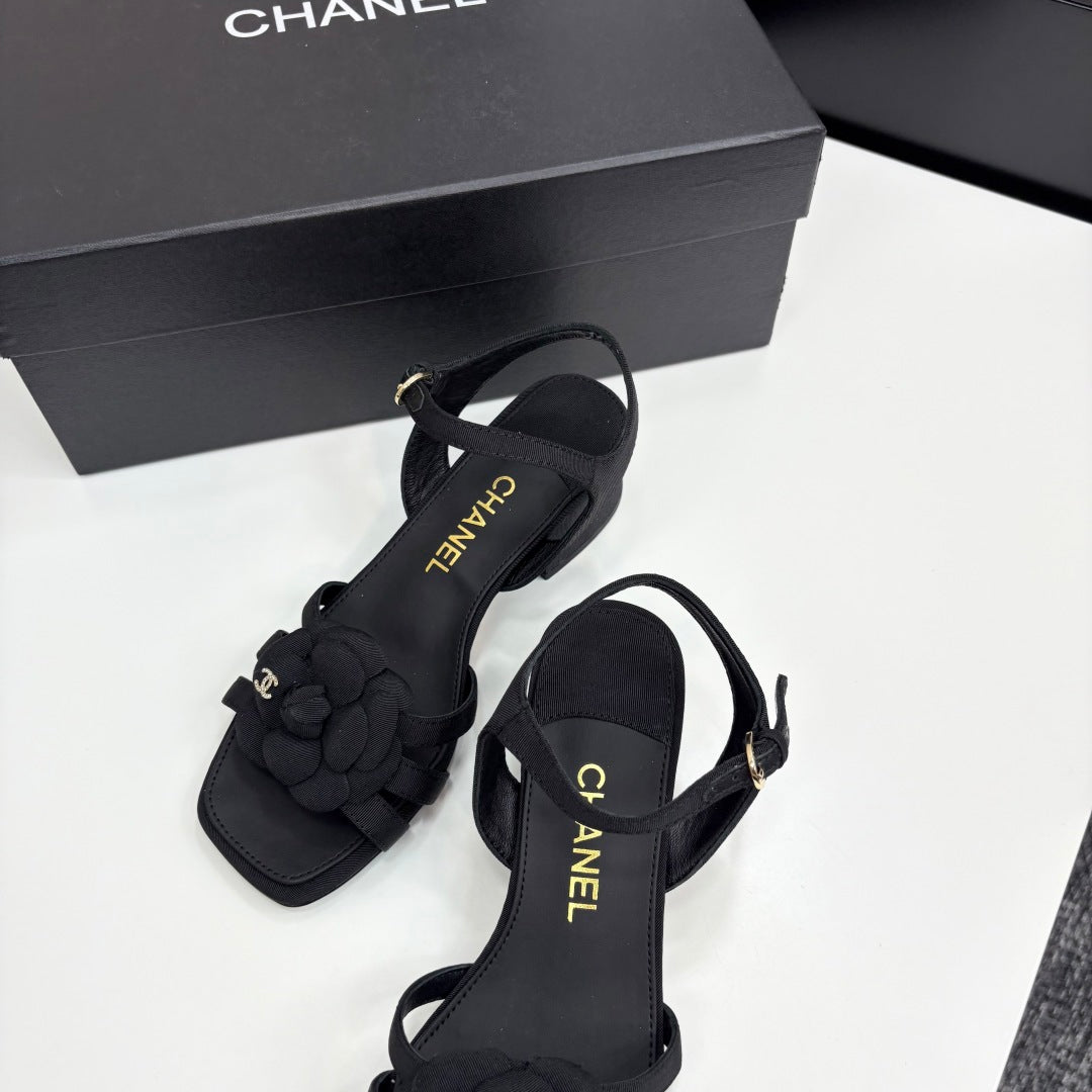 CC 25 Camellia Open Heel Sandals 50mm Black Sheepskin And Fabric 368811