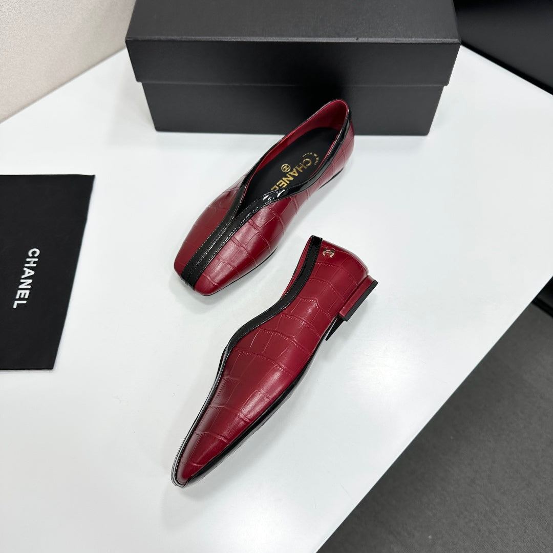 CC 26s Ballet Flats Burgundy Glossy Crocodile Embossed Calfskin 743142