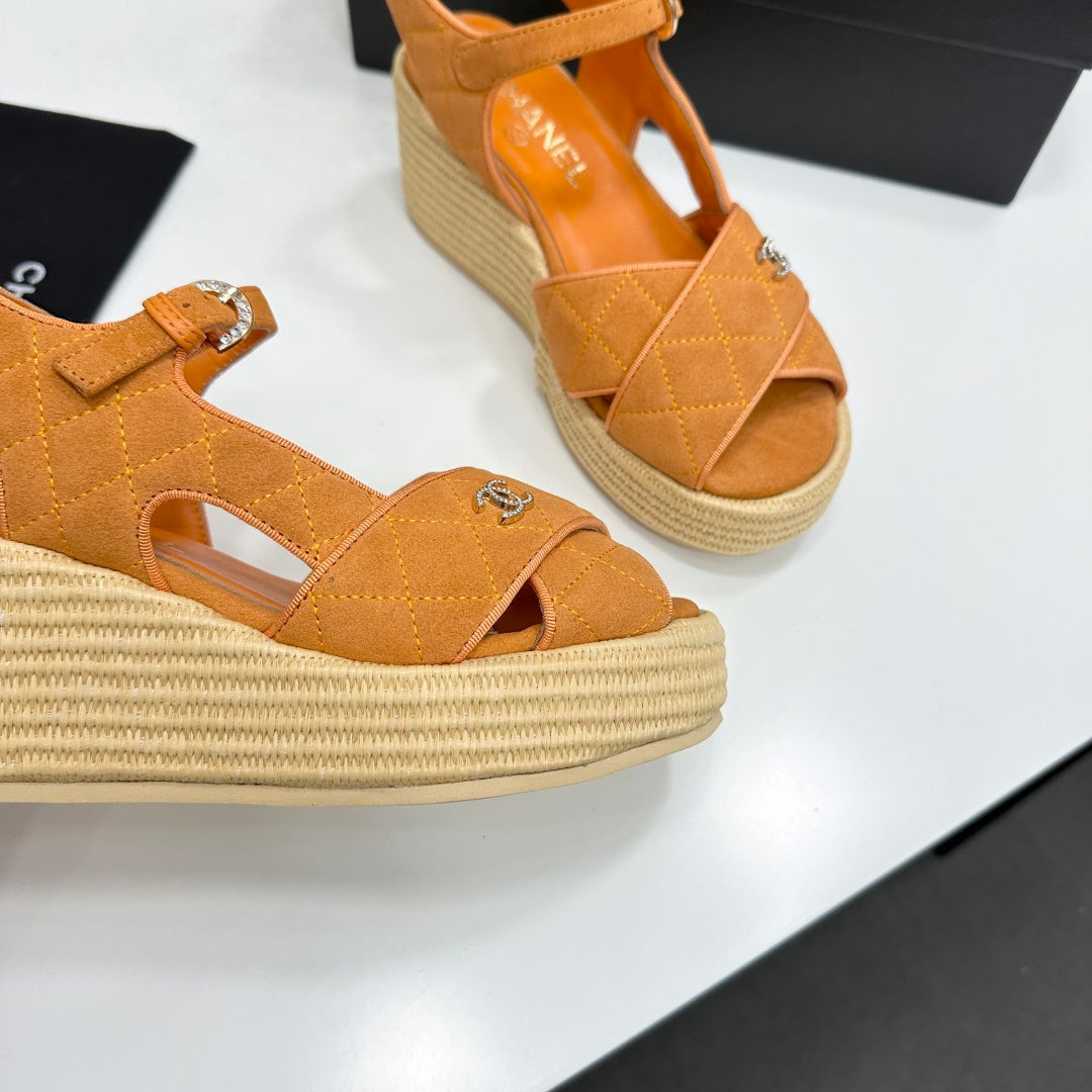 CC 26s Wedge Sandals Orange Suede 925928