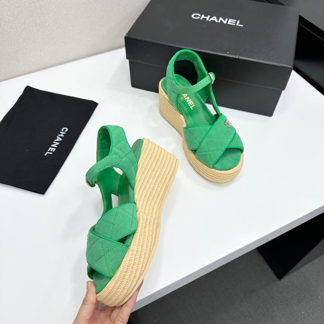 CC 26s Wedge Sandals Green Suede 925931
