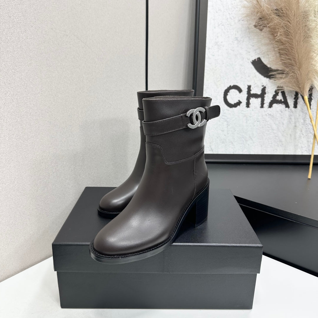 CC FW 2026 Ankle Boot Dark Coffee Cowhide 925669