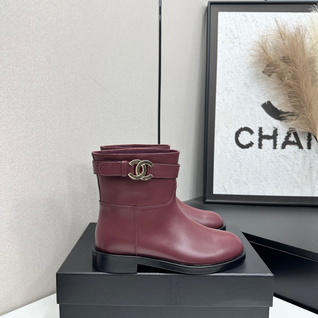 CC FW 2026 Ankle Flat Boot Burgundy Cowhide 925675