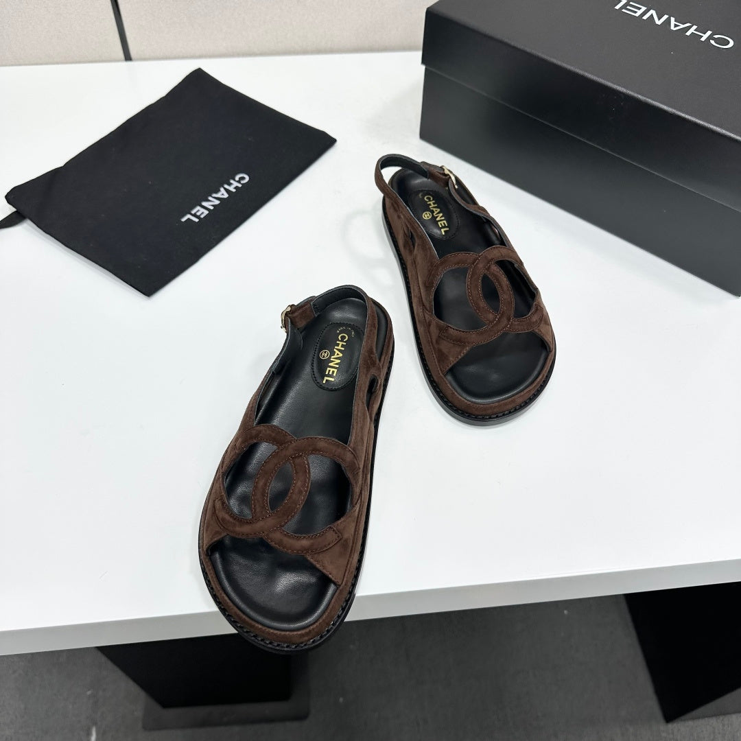 CC 26s Casual Sandals Coffee Suede 944627