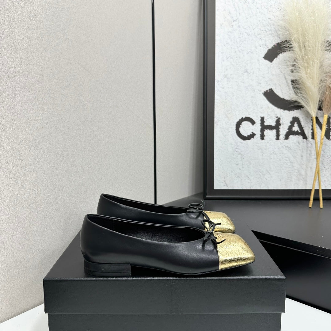 CC 26s Two-tone Ballet Flats Gold Black Sheepskin 986128