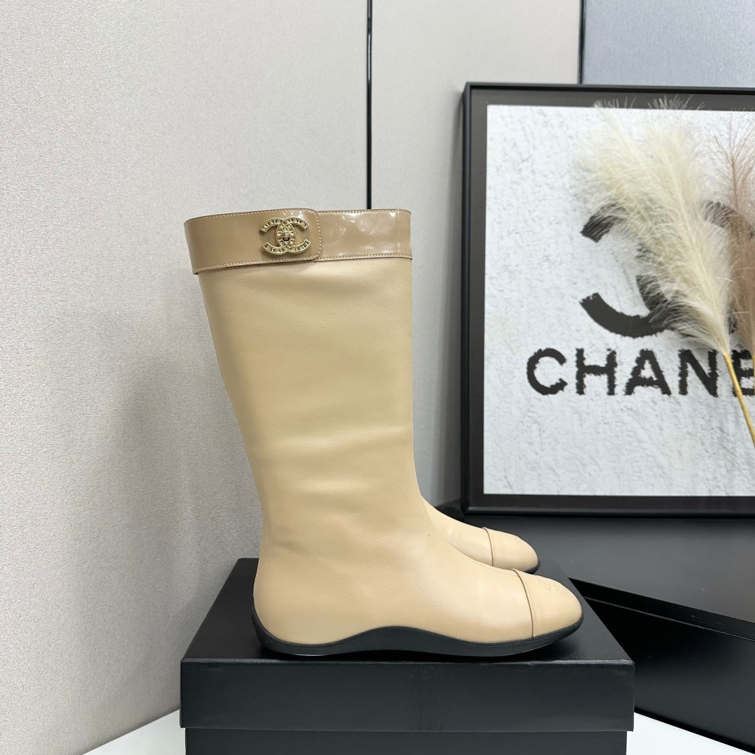 CC 26s Tall Boot Flat Beige Leather 145994