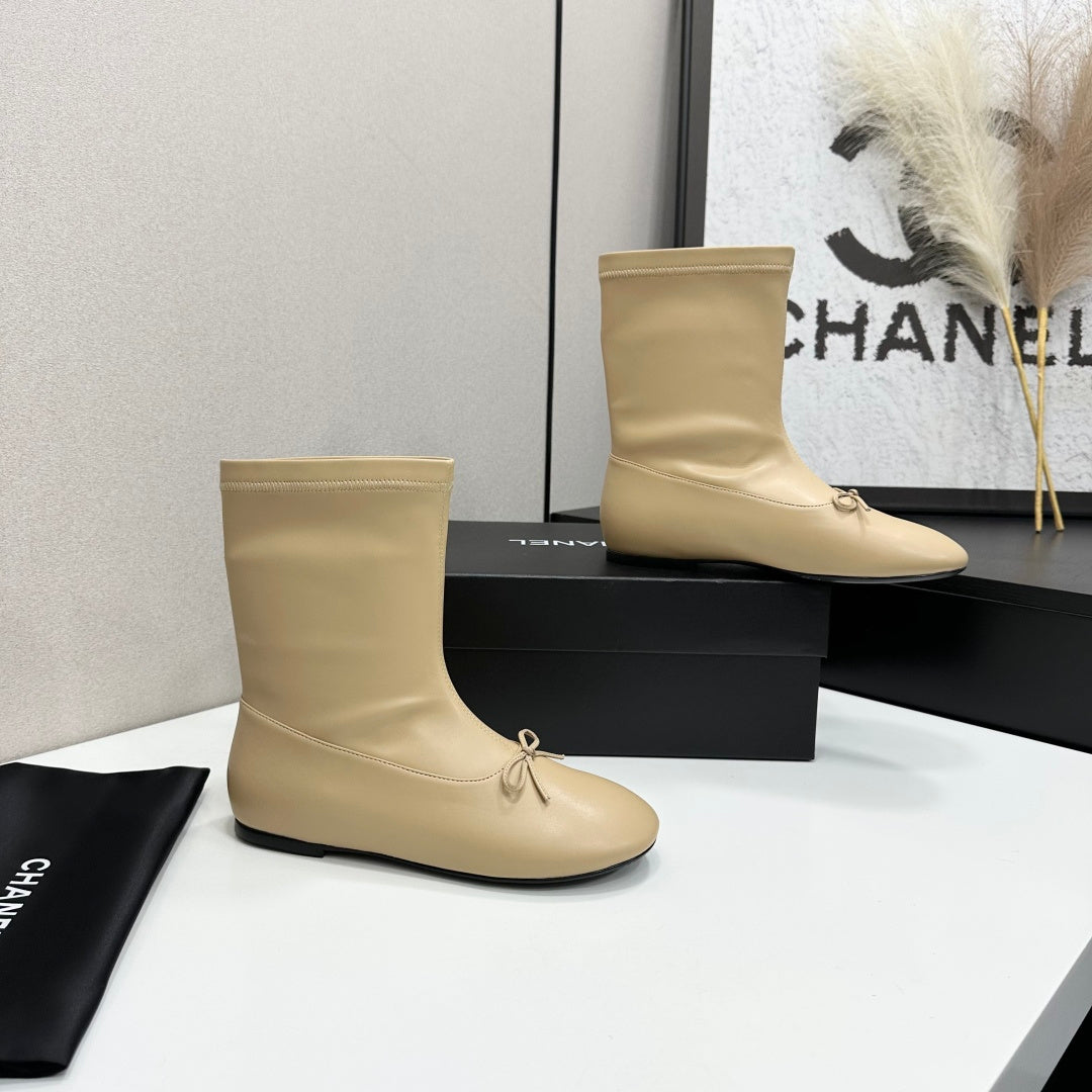 CC 26s Ballet Boot Flat Beige Leather 145997