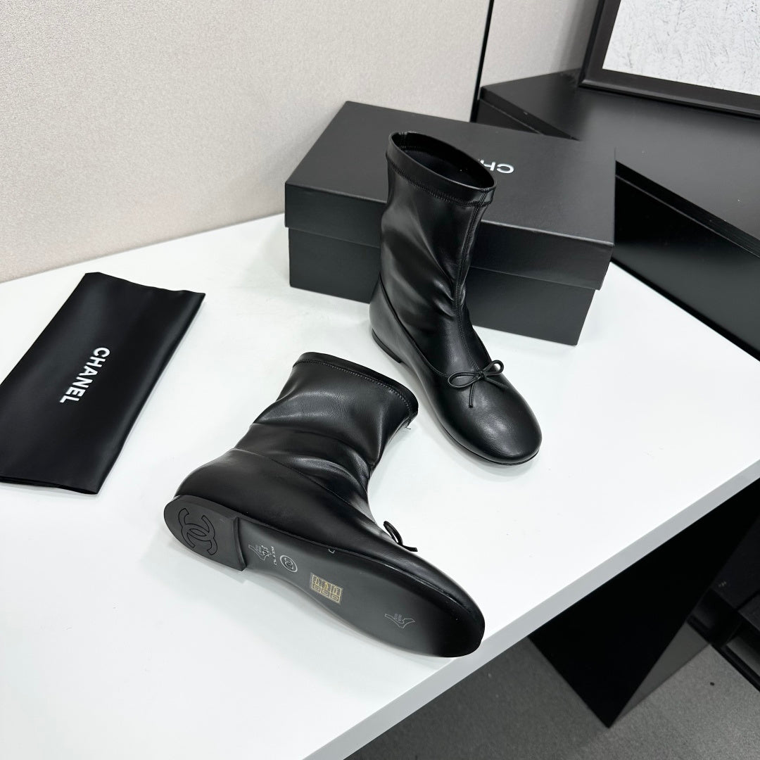 CC 26s Ballet Boot Flat Black Leather 145998