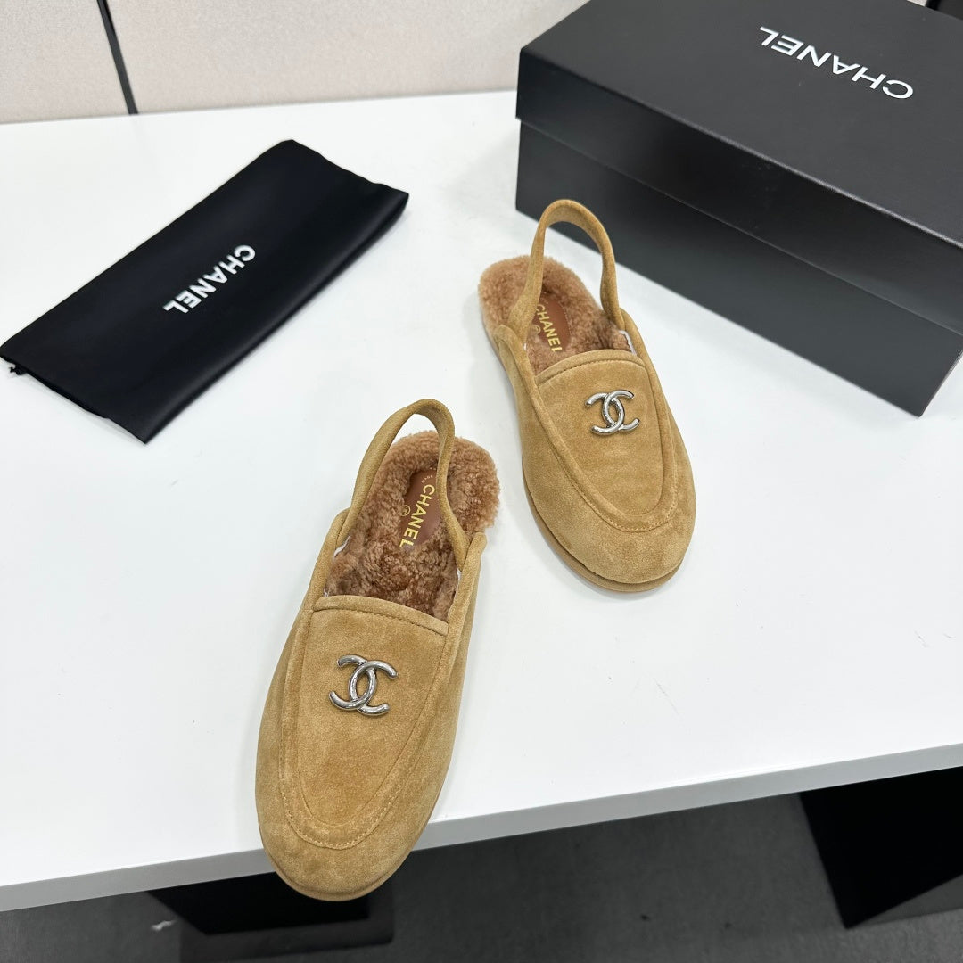 CC 26S Slingback Mules Beige Shearling Suede 147325