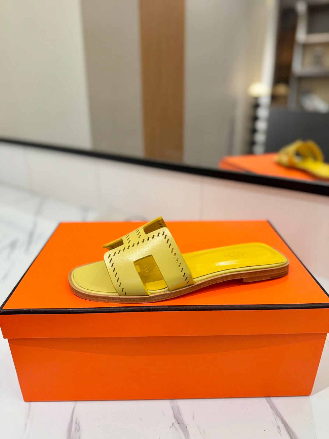 HM Oran Sandal Yellow Perforate Cowhide 294871