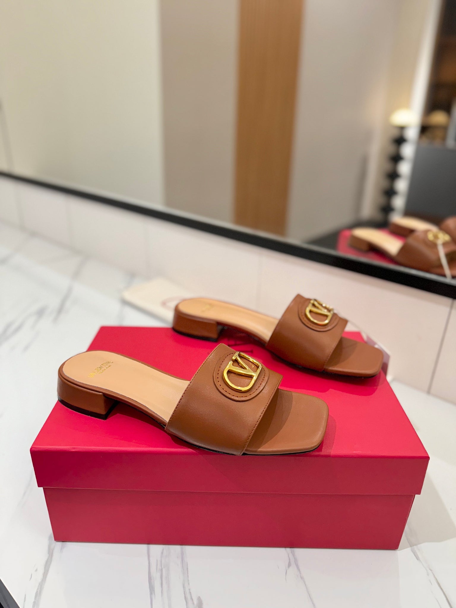 Valentino 26s Sandals Brown Smooth Calfskin With Gold Hardware