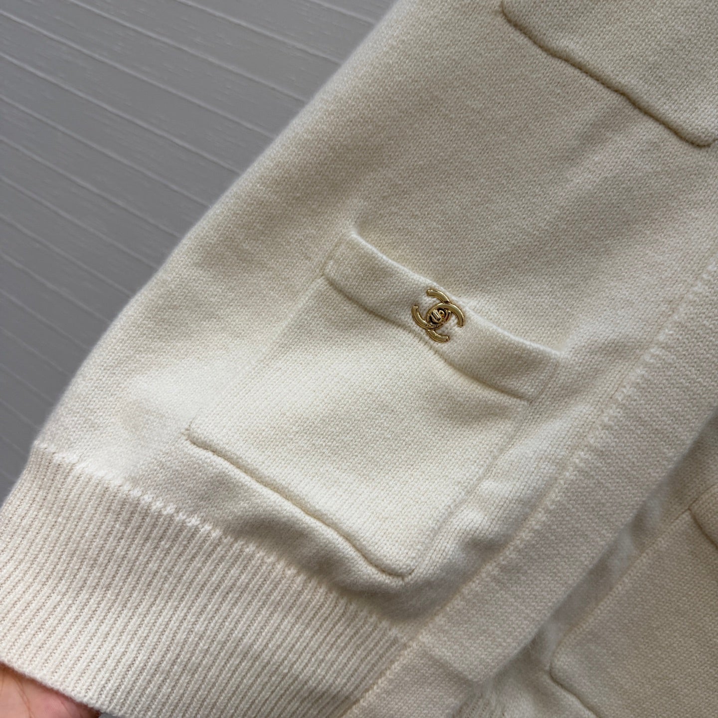 CC FW 26s Cardigan White Cashmere Wool 414708