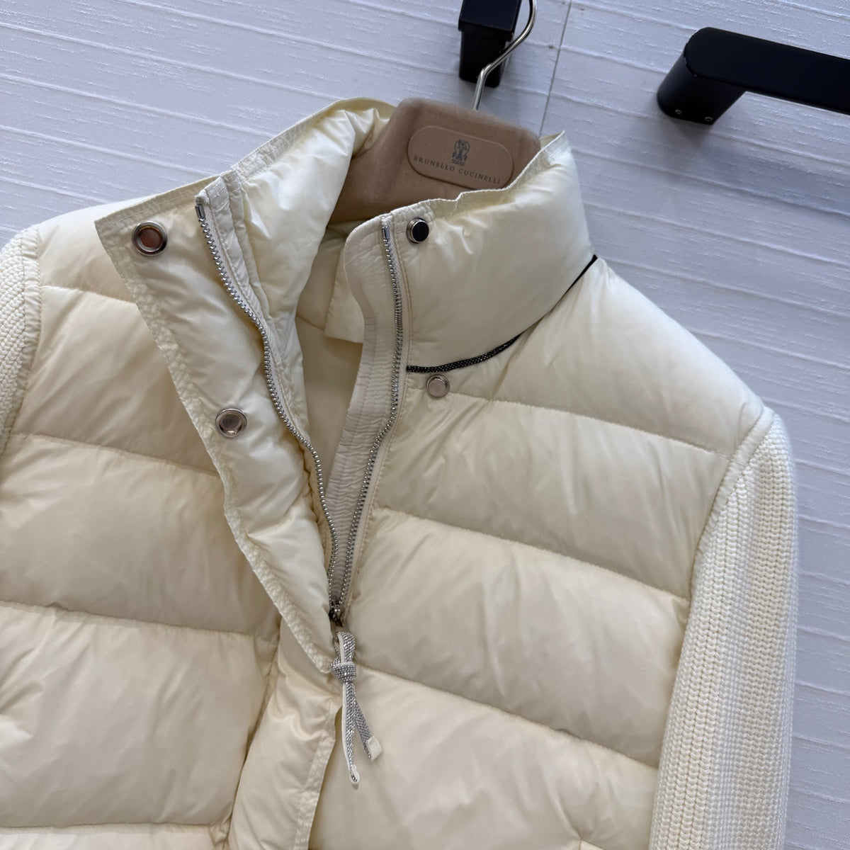BC 26s Knit Sleeves Down Jacket Off White Nylon Wool 428572