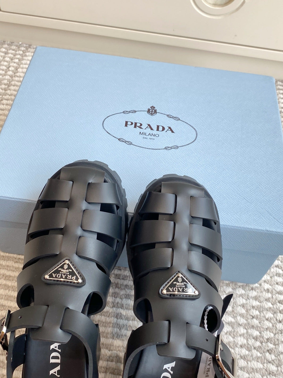 Prada 26s Fisherman Platform Sandals 8.5cm Black Leather 122234