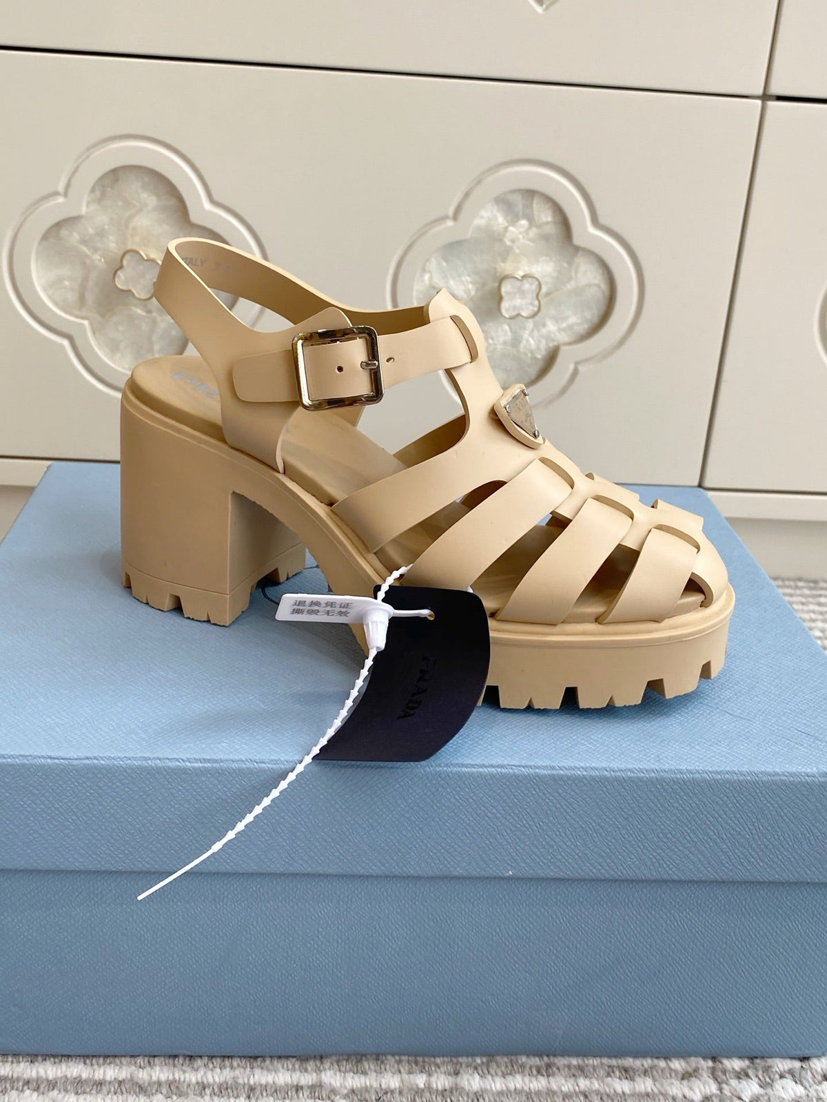 Prada 26s Fisherman Platform Sandals 8.5cm Beige Leather 122235