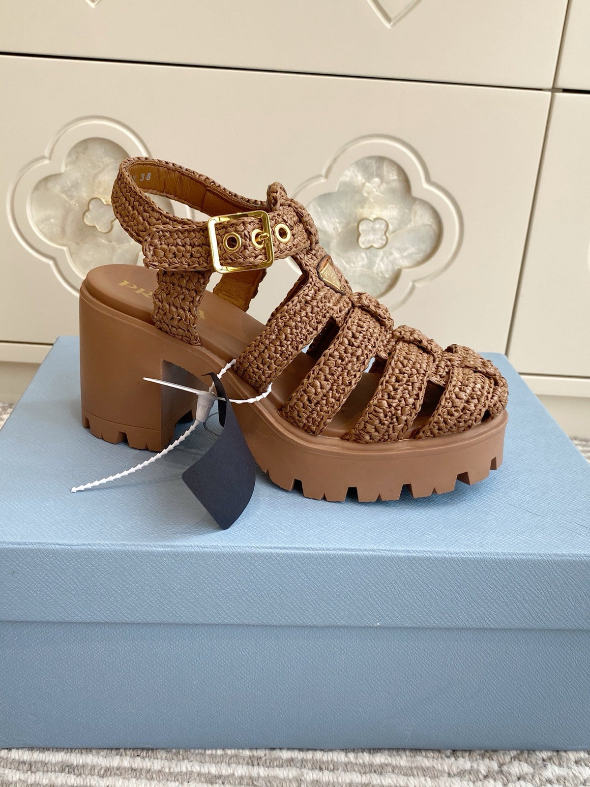 Prada 26s Fisherman Platform Sandals 8.5cm Brown Raffia 122239