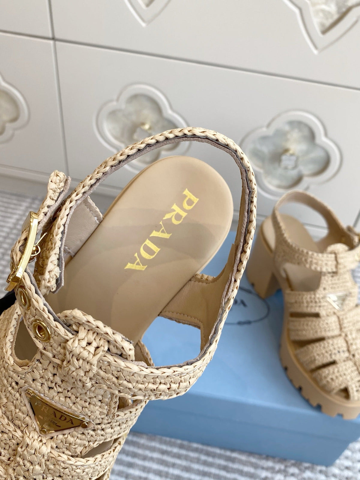 Prada 26s Fisherman Platform Sandals 8.5cm Beige Raffia 122240