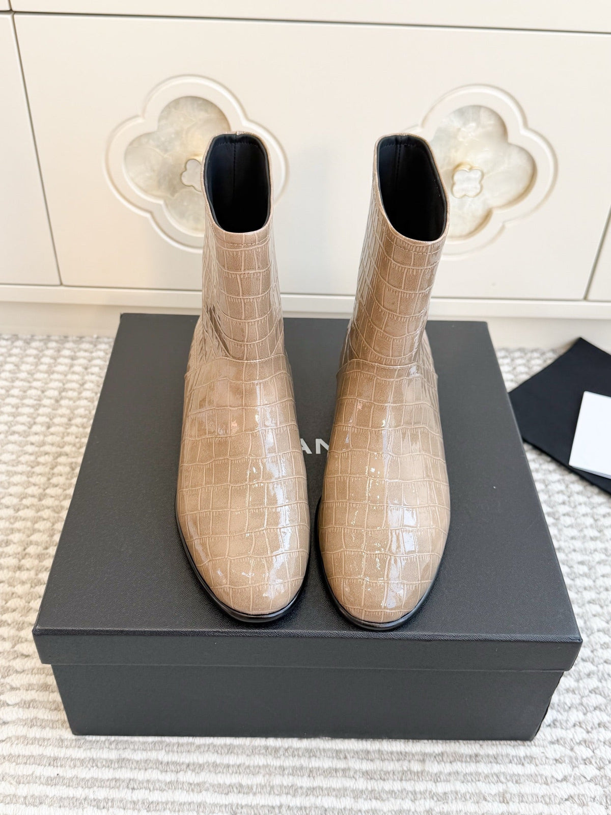 CC 26s Croc Embossed Ankle Boots Beige Patent 122041
