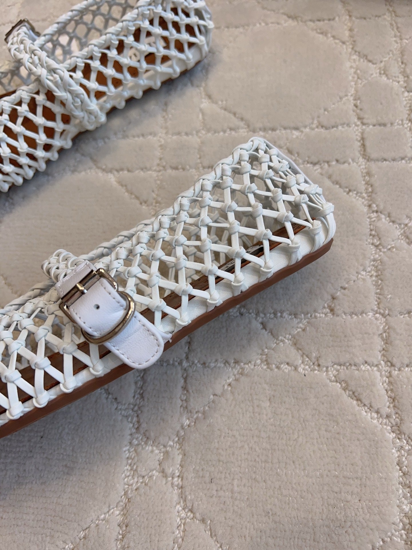 Alaïa Fishnet Ballet Flats White Sheepskin 851457