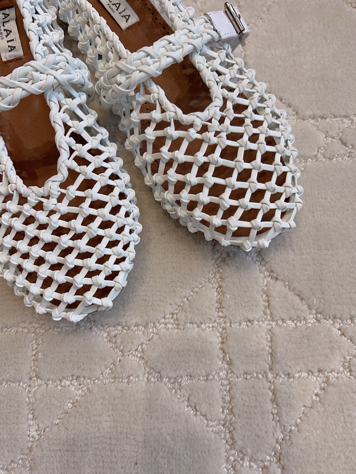 Alaïa Fishnet Ballet Flats White Sheepskin 851457