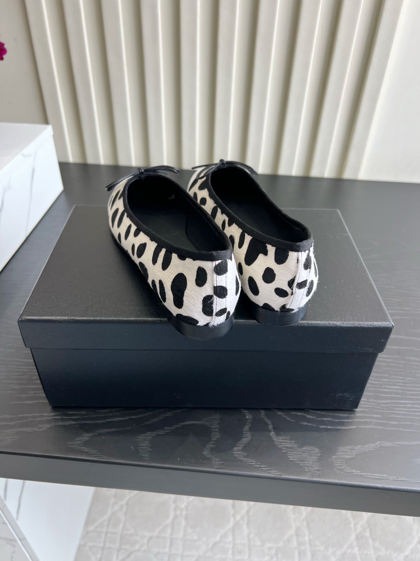 CC 26s Ballet Flat Black White Horsehair 850771