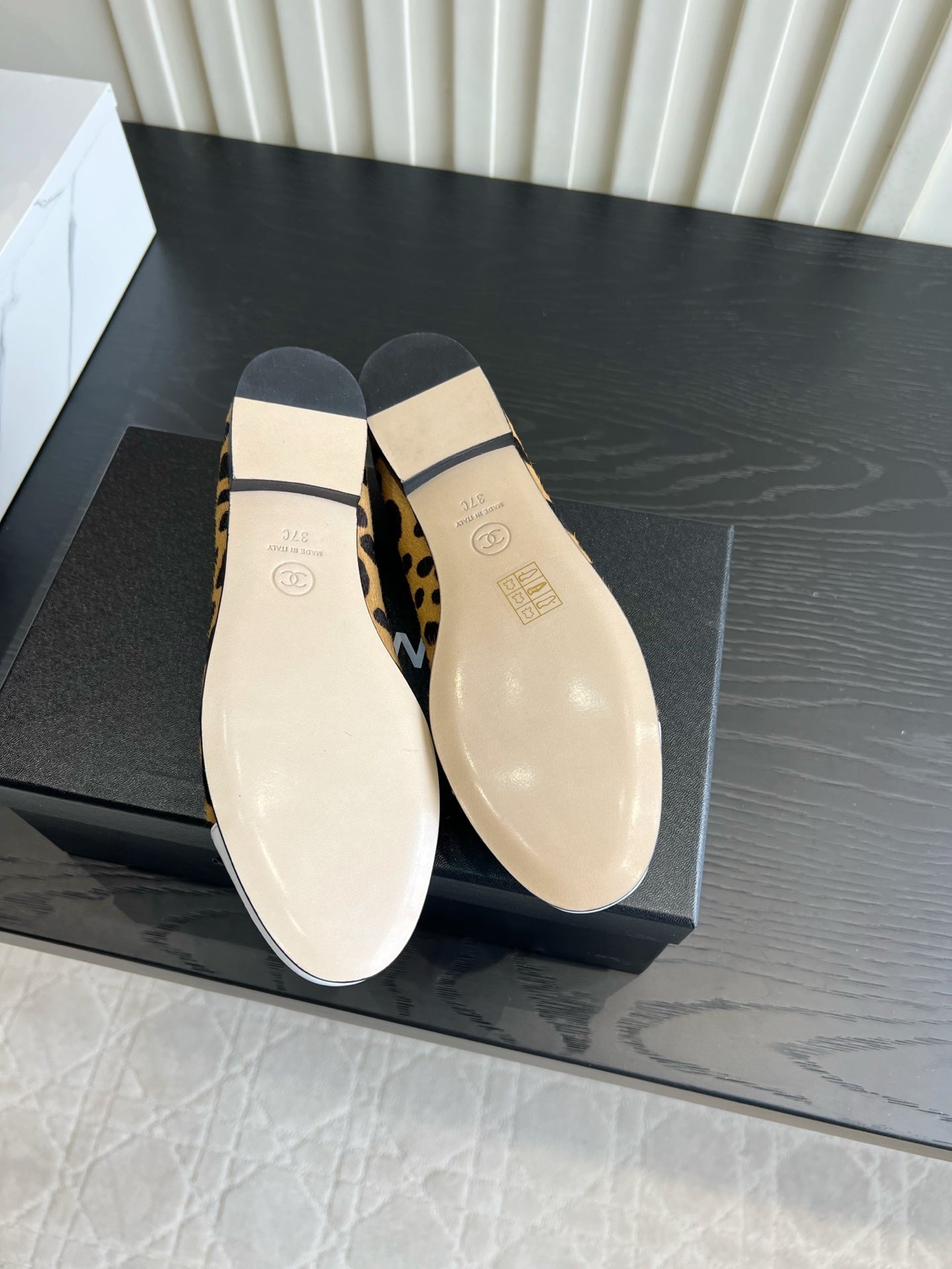 CC 26s Ballet Flat Black Beige Horsehair 850777