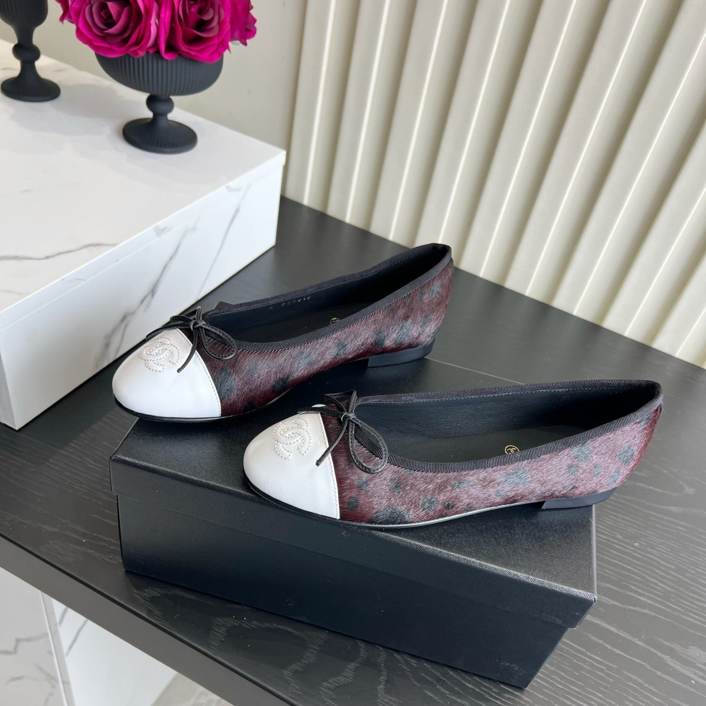 CC 26s Ballet Flat Burugndy Horsehair 850780
