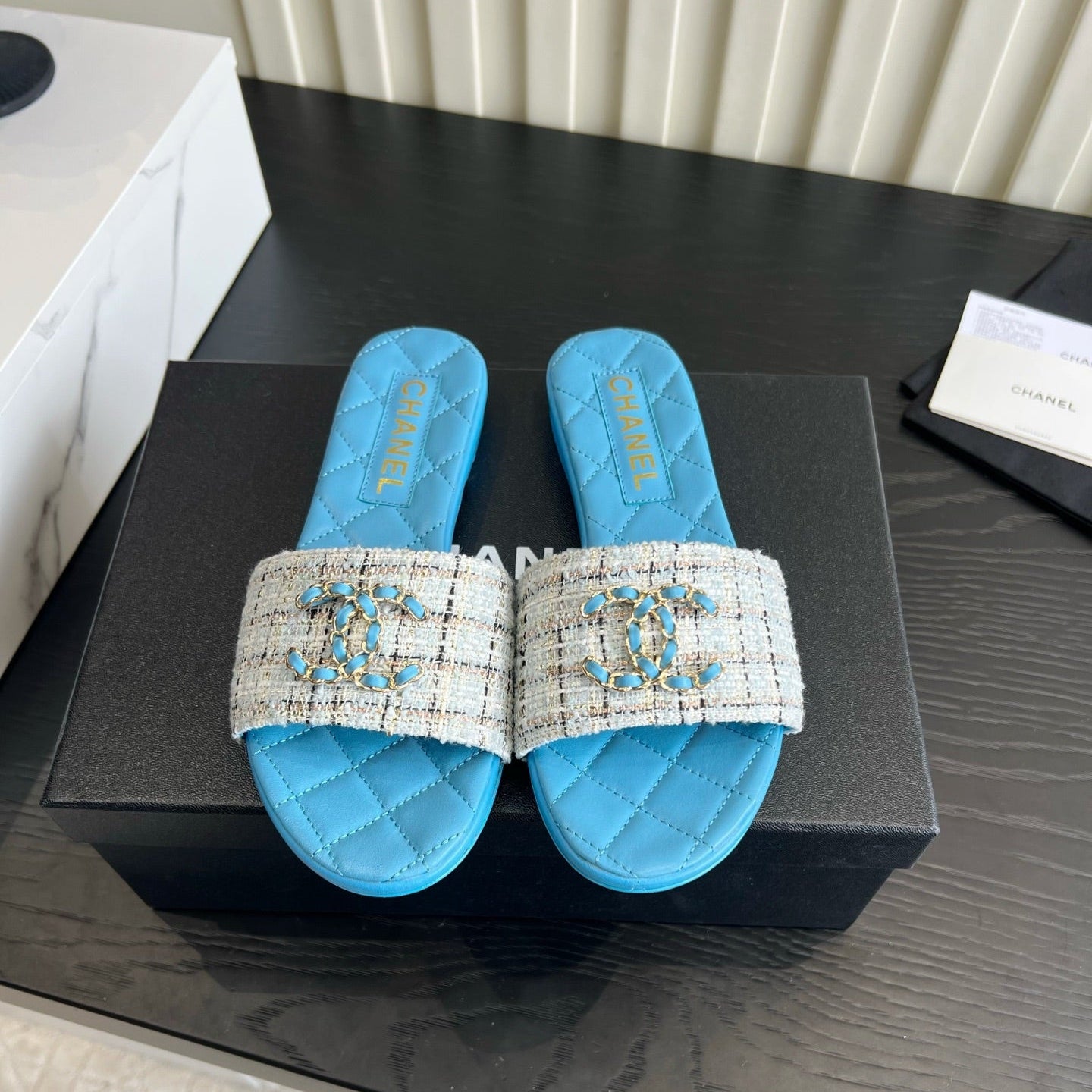 CC 26s Flat Sandals Blue Cream Quited Leather 906222