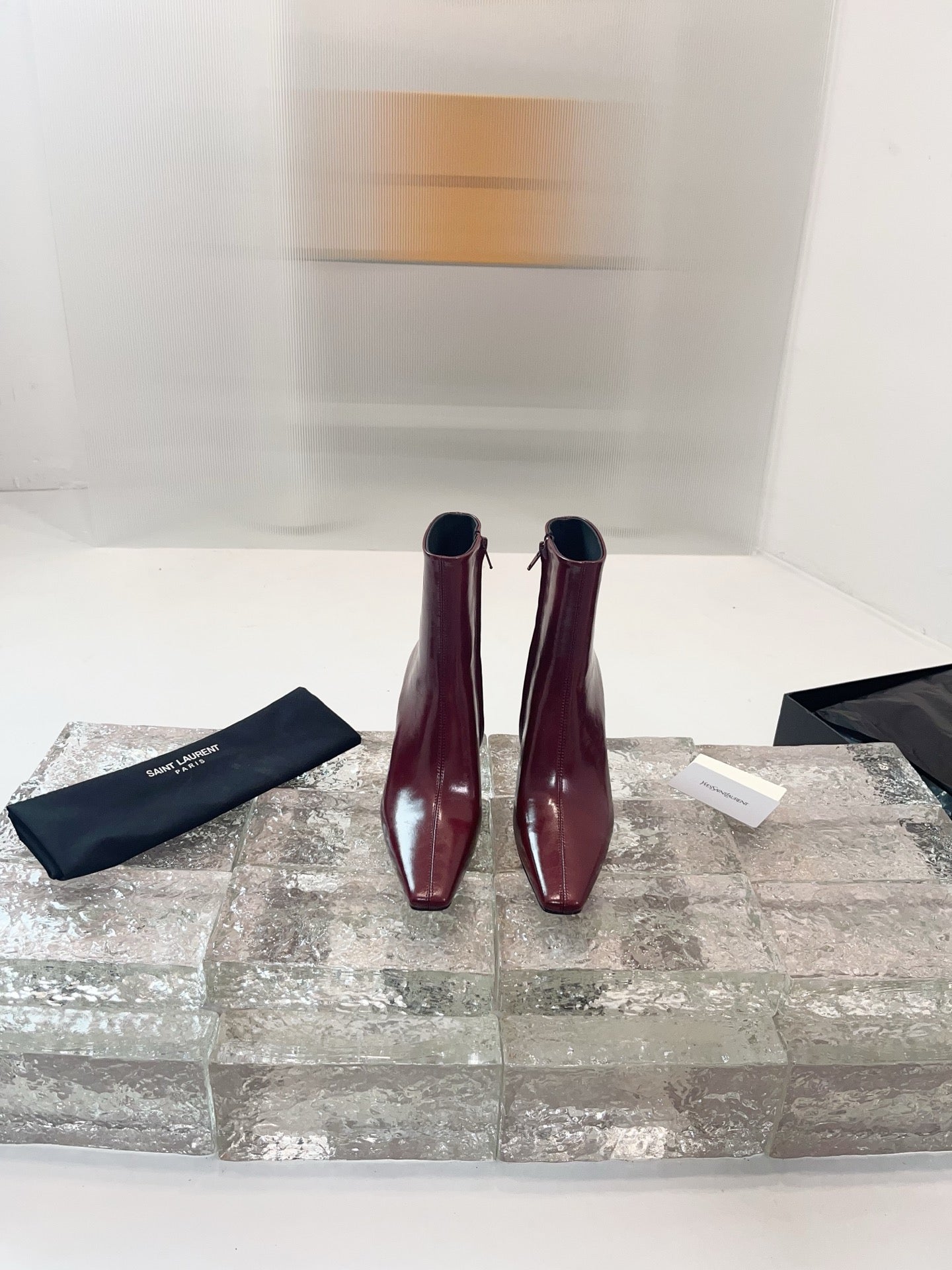 YSL 25 High-heeled Boot Burgundy Cowhide 522266