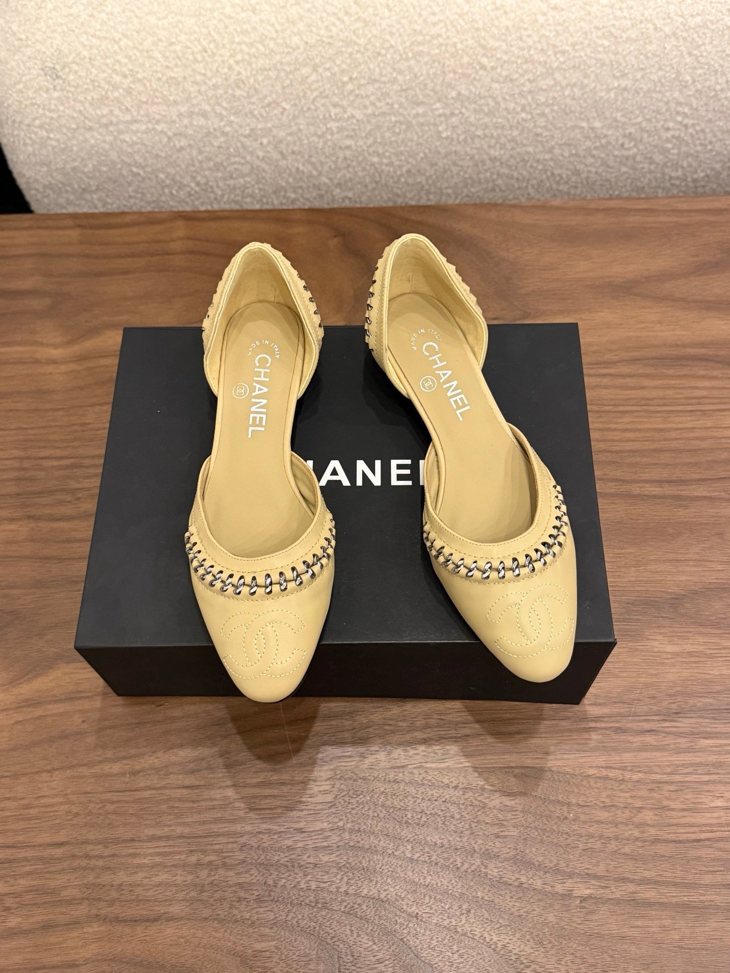 CC 2026 SlingBack Flat Braided Chain Beige Calfskin 676192