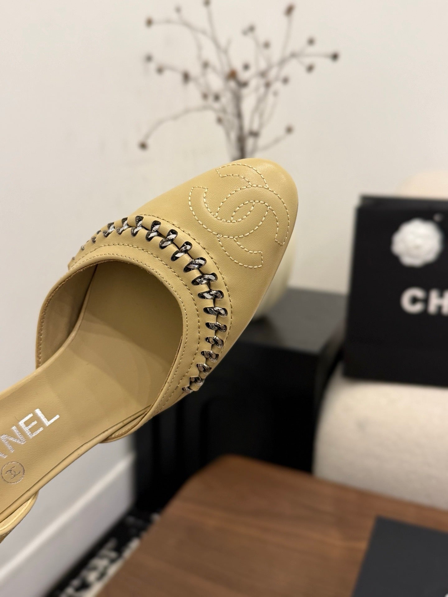 CC 2026 SlingBack Heeld Braided Chain Beige Calfskin 676194