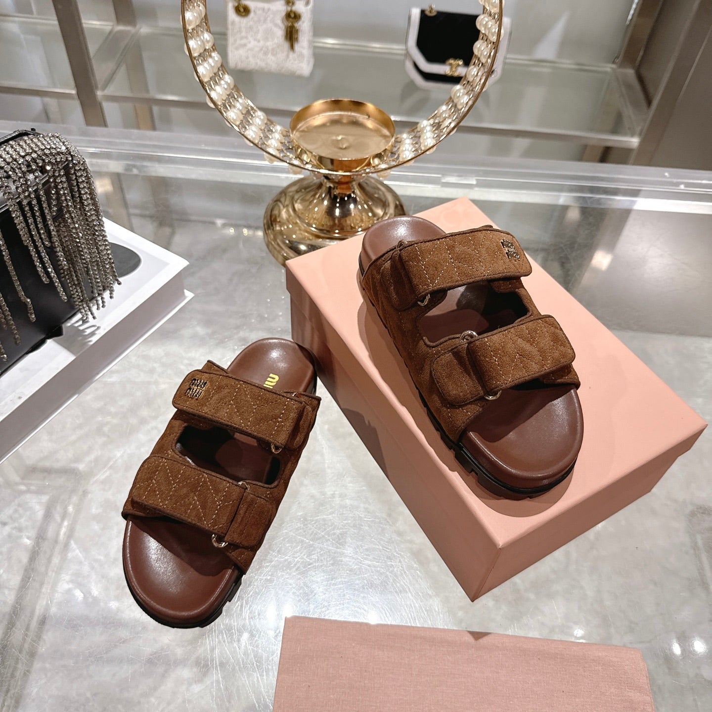 Miu Comfort Sandals Coffee Quilted Suede 751304