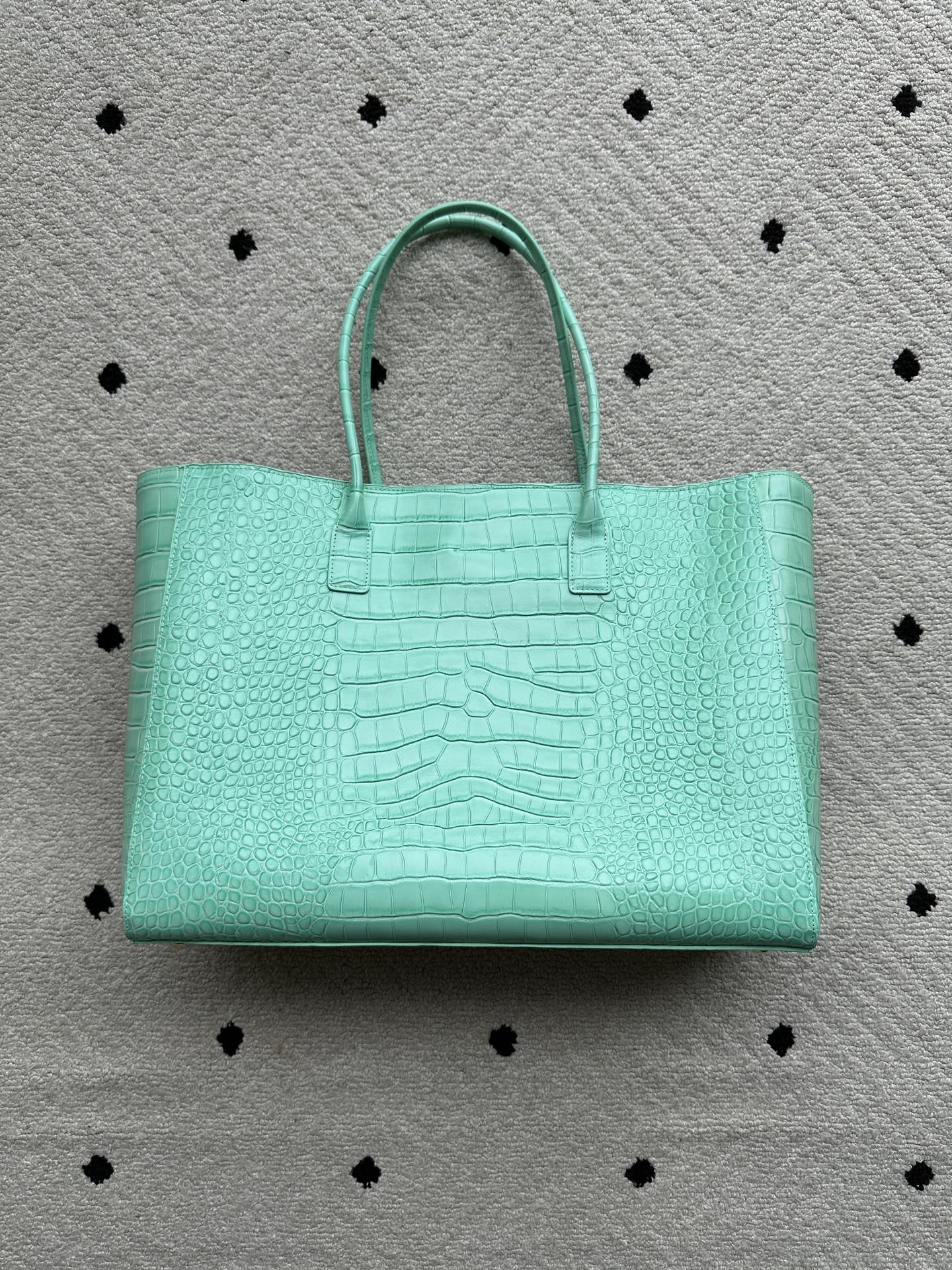 CC 2026 Large Shopping Bag 40cm Mint Green Crocodile Embossed Calfskin GHW
