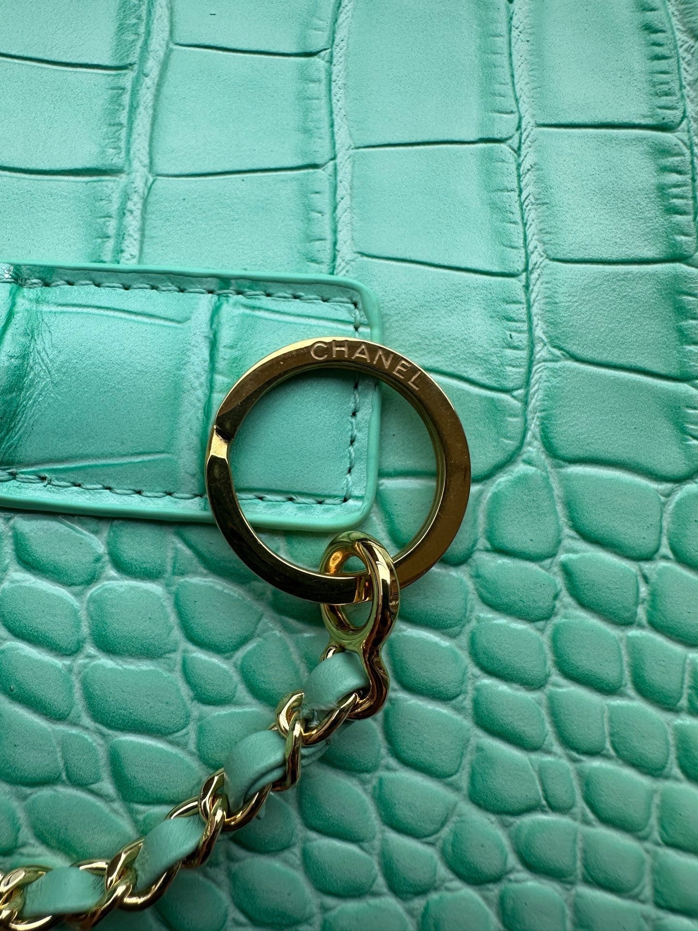 CC 2026 Small Shopping Bag 39cm Mint Green Crocodile Embossed Calfskin GHW